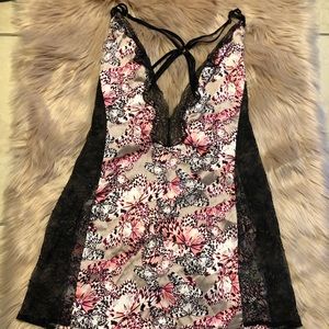 Victoria’s Secret lingerie/ night Slips